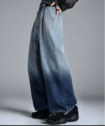 ADRER 빈티지 메이크 와이드 테이퍼드 데님 S 사이즈