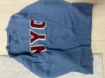 C.E.C.H. NYC 로고 니트 스웨터 파랑