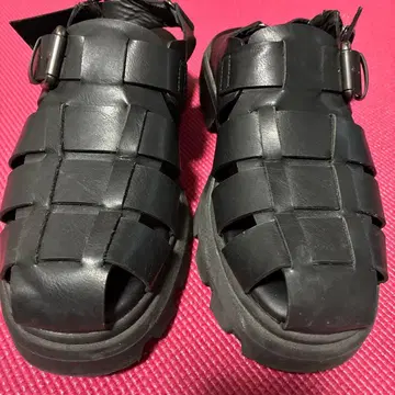 인기 ZARA 블랙 웨지 샌들 사이즈 41