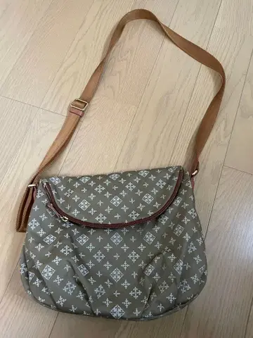 russet 러셋 숄더백 베이지