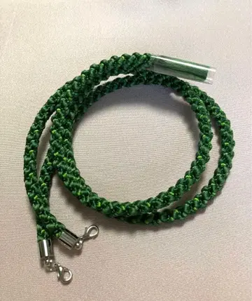 손으로 짠 겉옷 끈 여자 그린 오더 제품