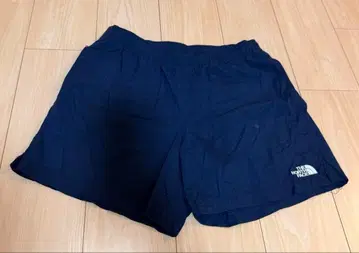 The North Face 네이비 숏팬츠