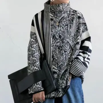 [안티카] 믹스 디자인 패턴 니트탑 모노톤