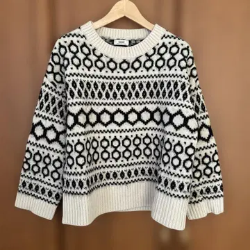 [ 2024AW ] 저널 스탠다드 레사쥬 니트 스웨터