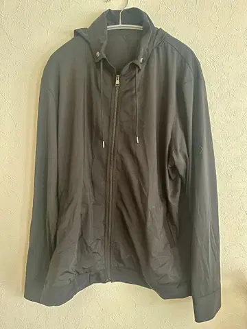 TAKEO KIKUCHI 다케오 키쿠치 블랙 후드 부착 후드티 사이즈 4