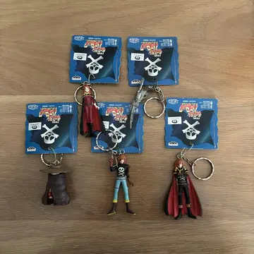 우주 해적 캡틴 하록 피규어 키링 5종