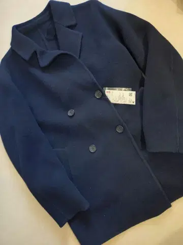 새상품 유니클로 더블 페이스 숏코트 M 네이비