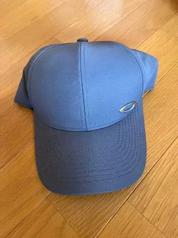 OAKLEY 퍼포먼스 핏 캡 그레이