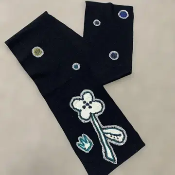 미사용 새상품 야자와 시노부 머플러