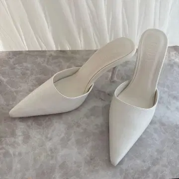 미사용급 GYDA 화이트 포인티드 뮬 핑힐 S 사이즈