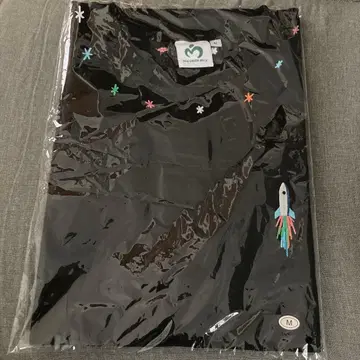 미세스 그린애플 새상품 젠진t셔츠 M