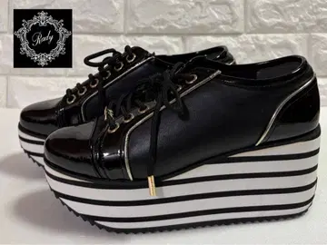 [ 새상품급 ] Rady 보더라인 통굽 스니커즈 M사이즈