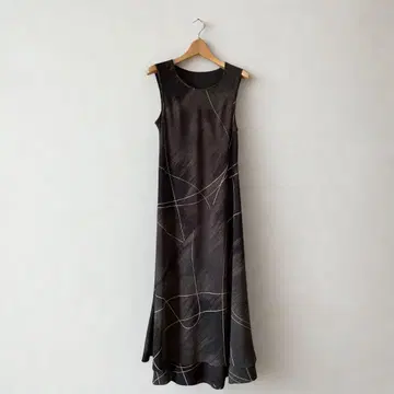 빈티지 롱 원피스 슬리브리스 그라데 플레어 새상품급 일본제