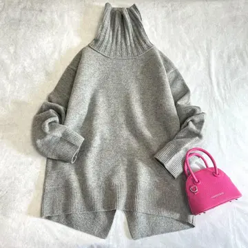 컨디션 최상 뮤즈 두지엠 클라세 JADE 터틀넥 풀오버 그레이