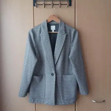 H&M 체크 무늬 테일러드 자켓