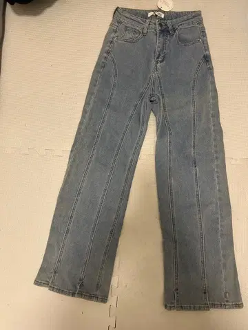 미사용 새상품 sudo 스트레이트 절개 데님