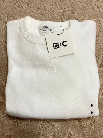 유니클로 C 스무스 코튼 화이트 크루넥 스웨터 M
