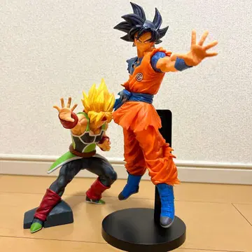 드래곤볼 피규어