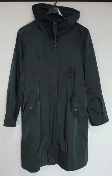 다크 그린 코트