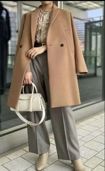 컨디션 최상! UNTITLED 울 카멜 더블 버튼 체스터 코트 사이즈 2