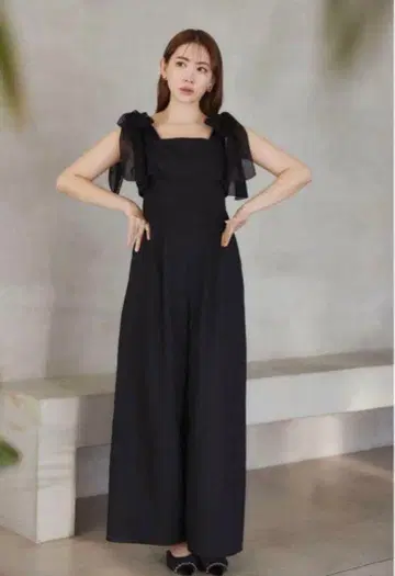 [ 새상품급 ] Herlipto Ribbon Romper