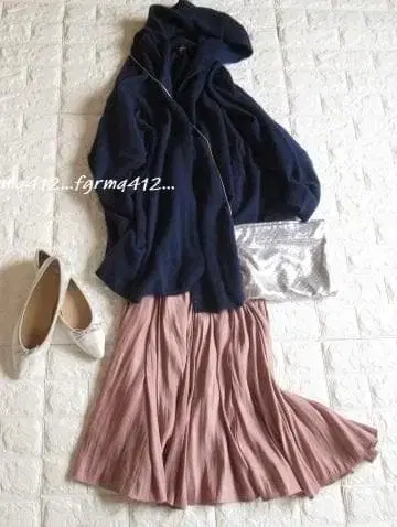 투모로우랜드 맥피 고급 캐시미어 혼방 루즈 니트 가디건 로얄 블루