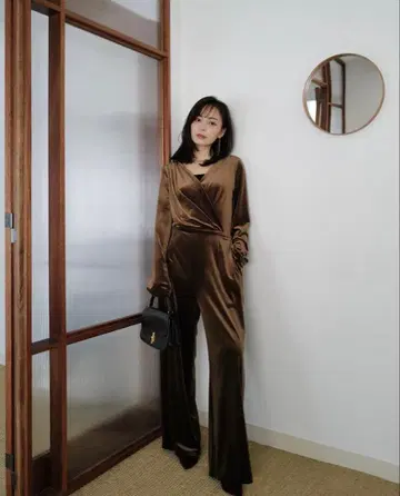 벨로아 컷 올인원 anuans