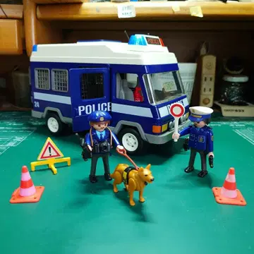 플레이모빌 호송차와 경찰견 3166