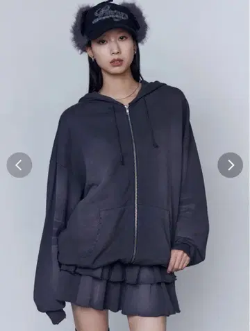 맨투맨 티어드 미니 스커트 에모다