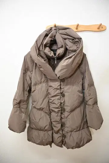 브라운 다운 자켓