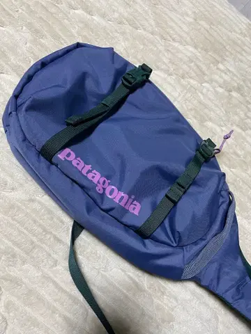 추가 가격 인하 파타고니아 아톰 슬링 8L 리화 새상품급