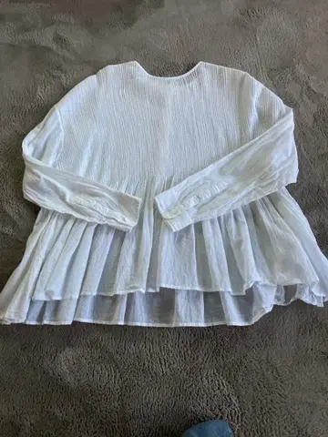 메종드소일 미니 핀턱 블라우스 maison de soil