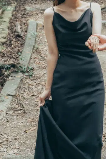 사전 촬영 블랙 드레스