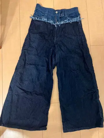 TSUMORI CHISATO 프린지 장식 다크 블루 데님 팬츠