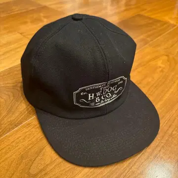 H.W.DOG & CO. 트래커 캡