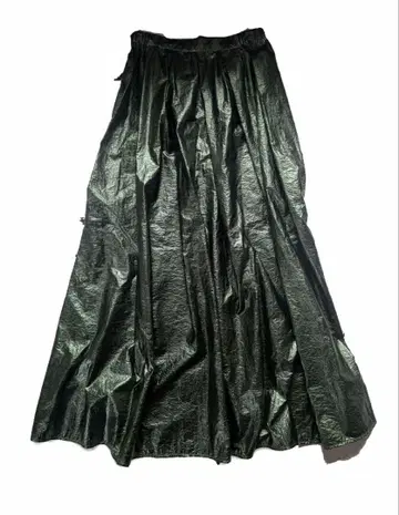 ROSEBUD 다크 그린 메탈릭 플레어 스커트