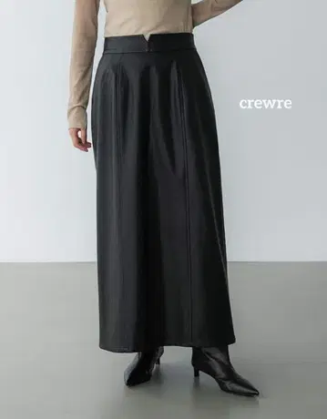 [ 가격 협의 환영 ] 크루레 crewre 인조 가죽 내로우 스커트 블랙