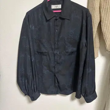 긴팔 셔츠 아들러 파랑 블랙 플라워 무늬 사이즈 XS