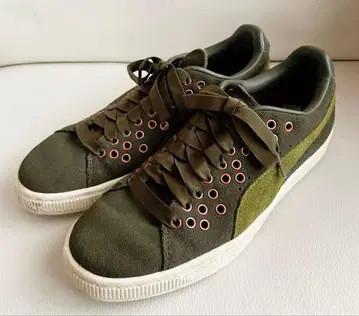 [ 새상품급 ] Puma 스터드 장식 스웨이드 소재 여성용 스니커즈