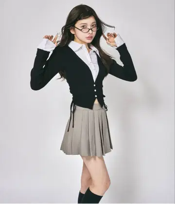 다리치 셔츠 도킹 레이스업 니트탑