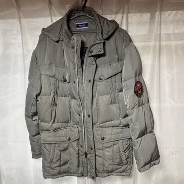 켄트 애비뉴 그레이 다운 자켓