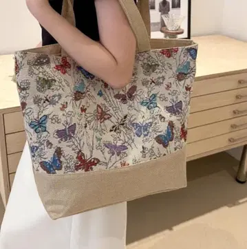 컬러풀 나비 디자인 에코백