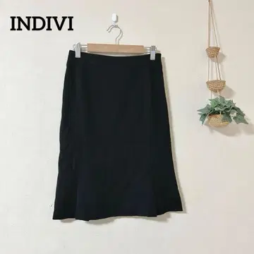 INDIVI 블랙 미디 스커트 사이즈 36 심플