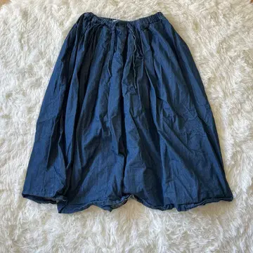 Mademoiselle NON NON 네이비 플레어 스커트