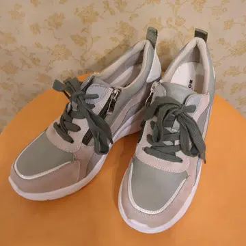 지퍼 달린 힐 스니커즈 그레이