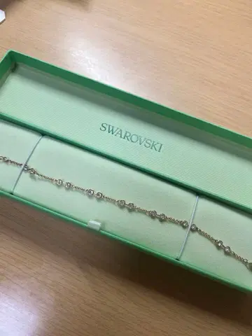 Swarovski 핑크 골드 크리스탈 팔찌