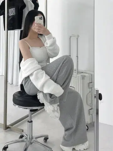 darich 샤이니 배럴 스웨트 팬츠 FREE GRY