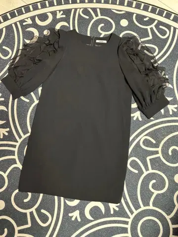 snidel 프릴 소매 미니 탑