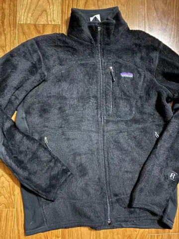 Patagonia R1 플리스 자켓 블랙
