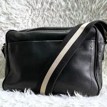 BALLY 가죽 숄더백 트레인스포팅 천연 가죽 블랙